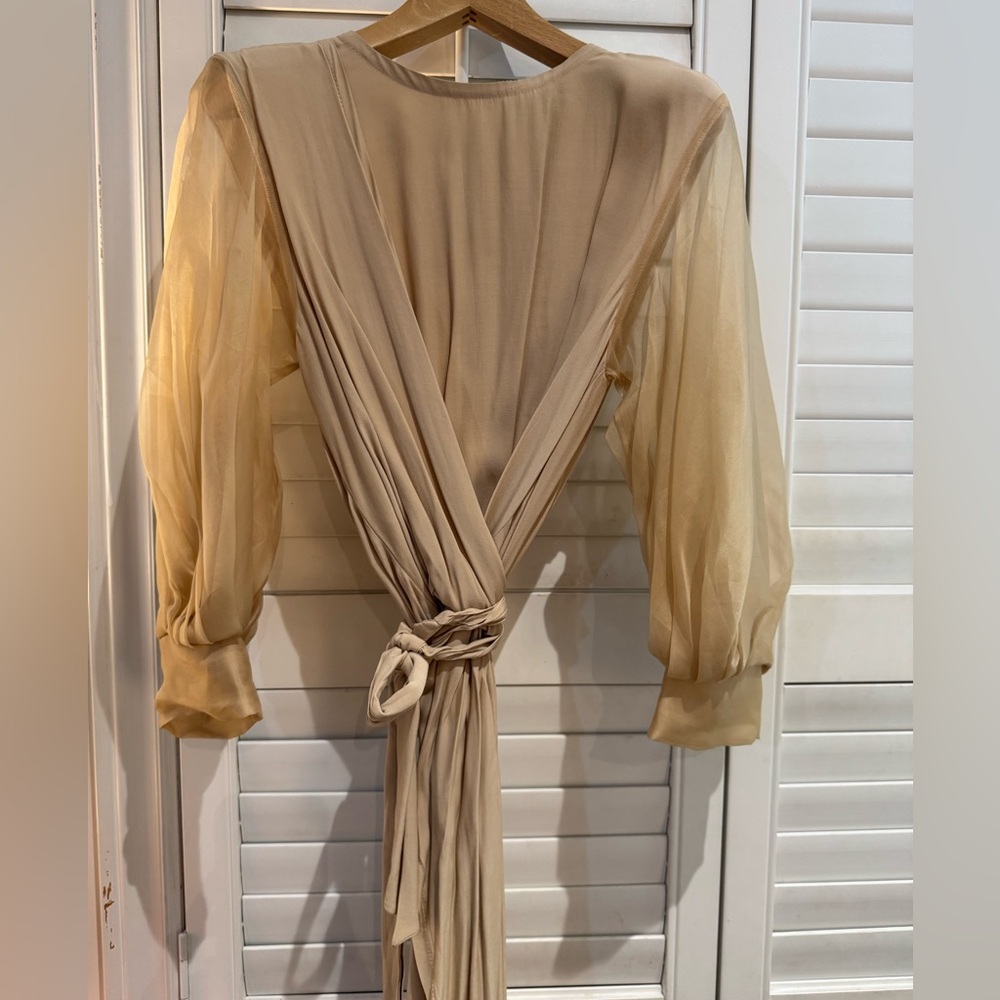 Chic Beige Tie-Back Blouse